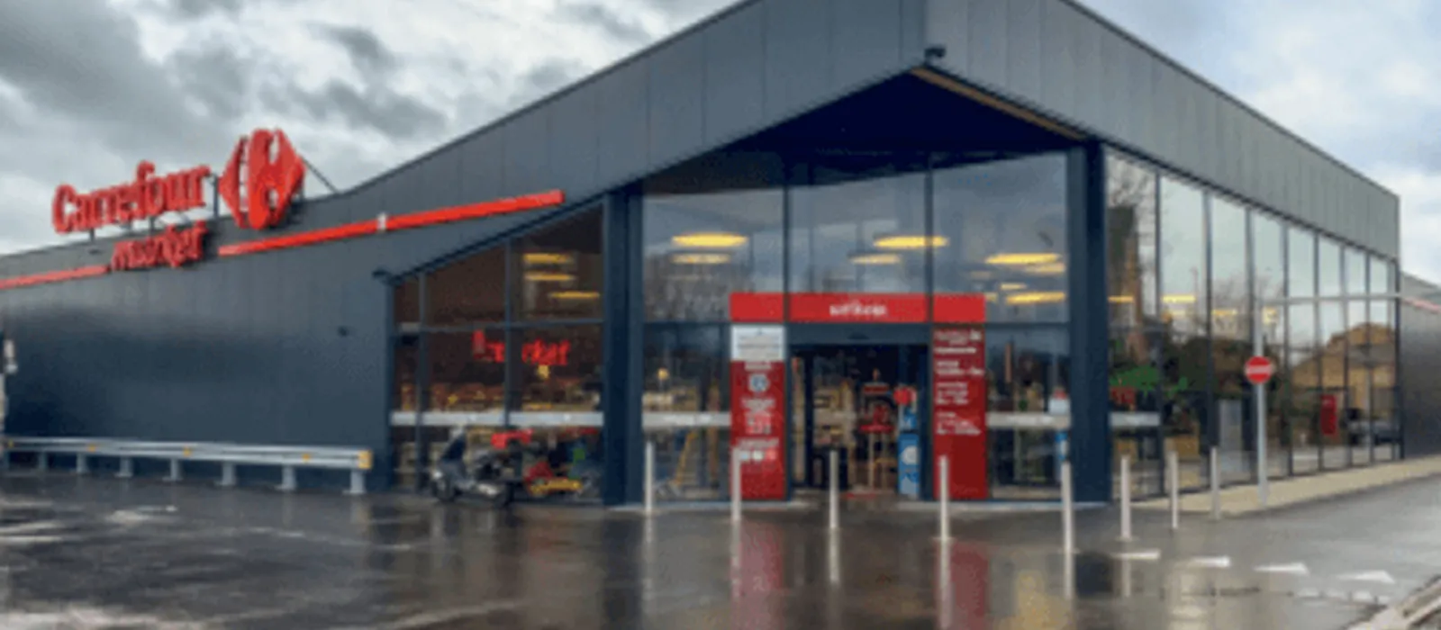 1746461281-market photo